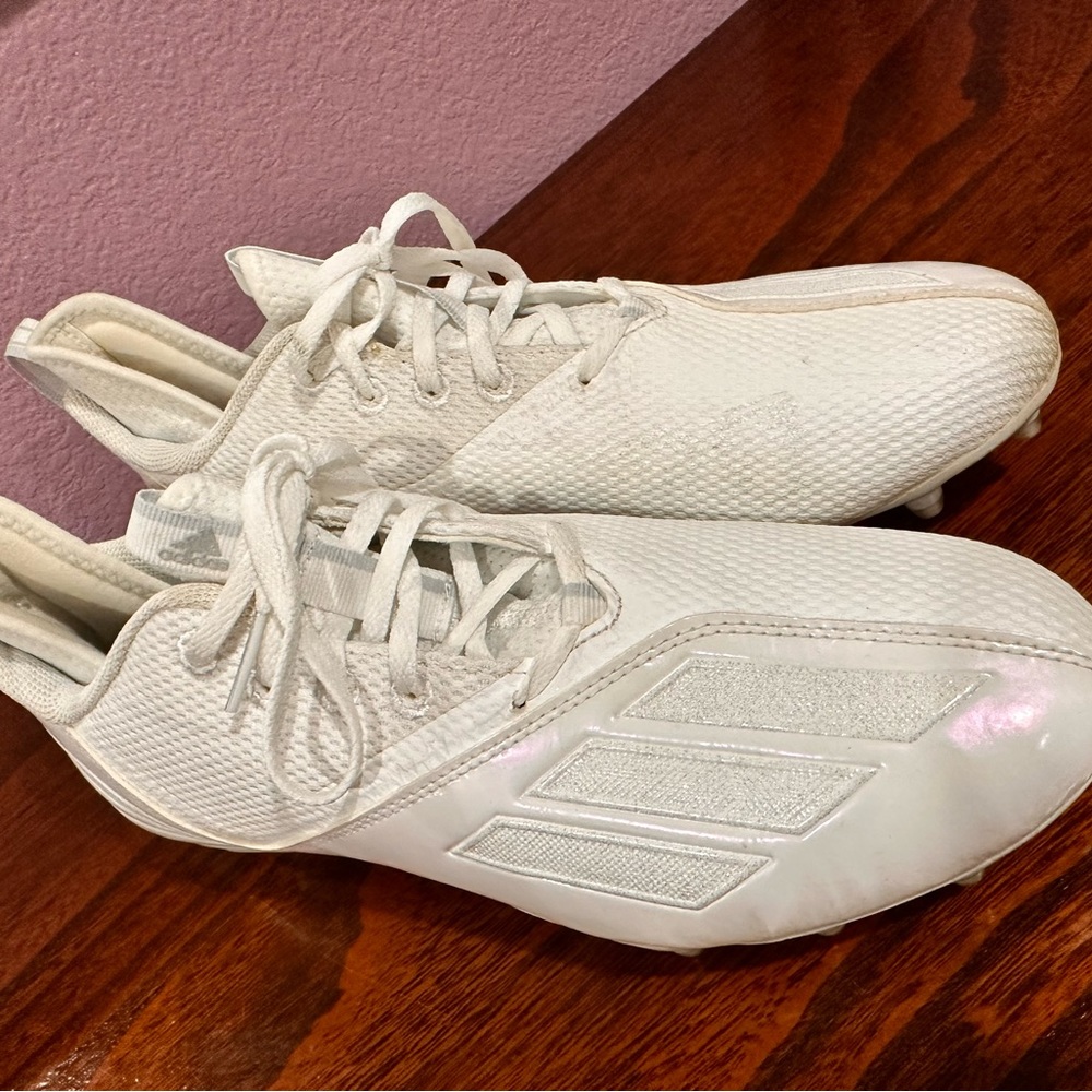 Football cleats size 10